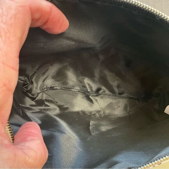 Blush Crush Cosmetic Bag Princess Paris Crown Hearts NWT - Picture 5 of 7